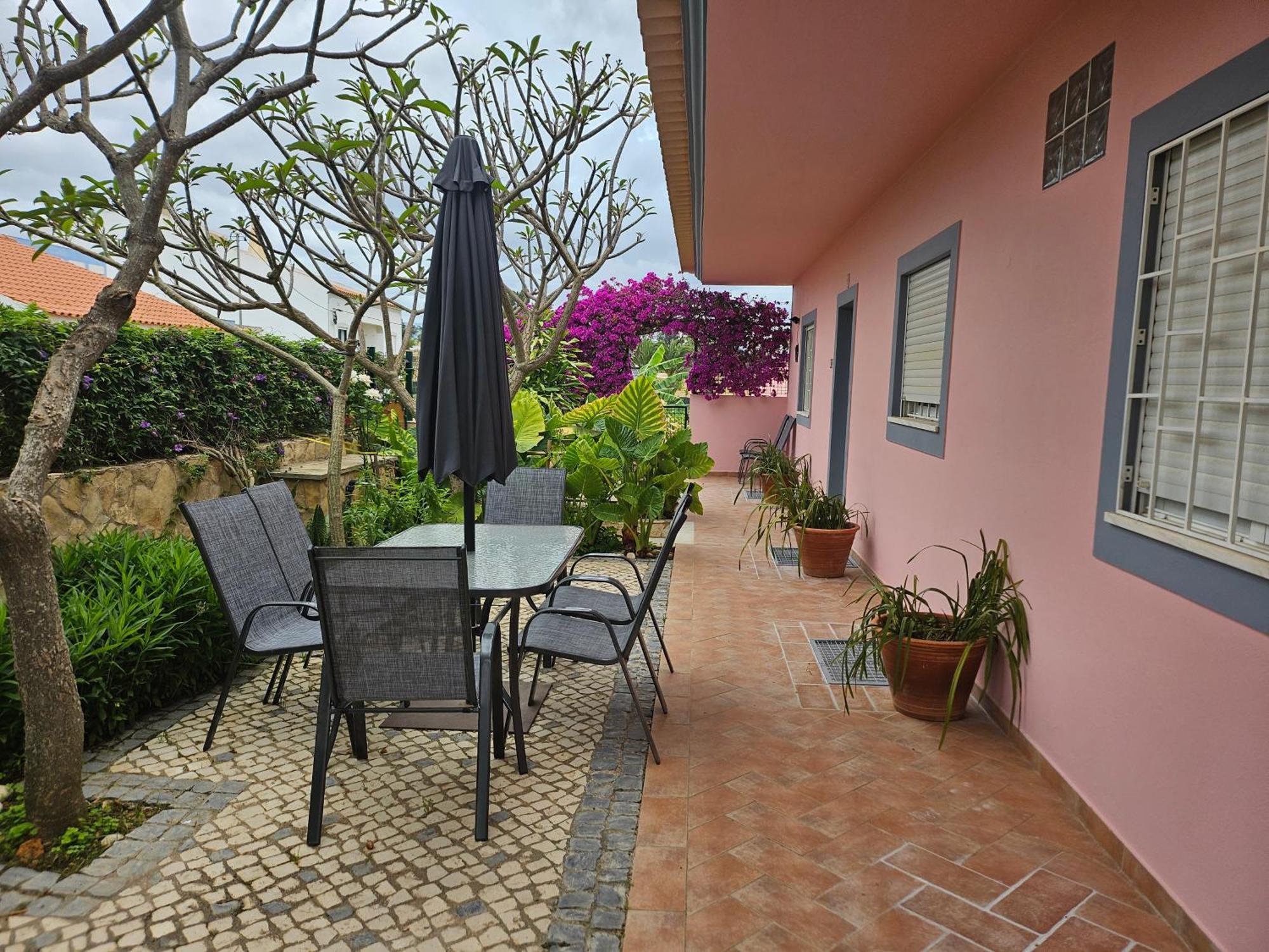 Vila Das Petalas By Atlantichotels Portimão Exterior photo